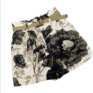 Chris Benz High Rise Pleated Neutral Floral Shorts with pockets sz 2 silk lined